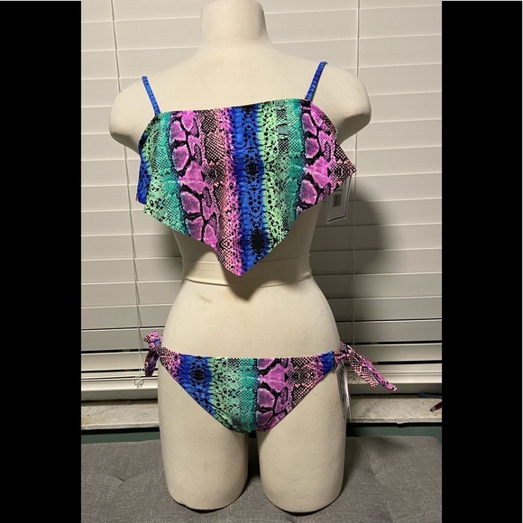 California sunshine two piece bikini - Picture 1 of 12